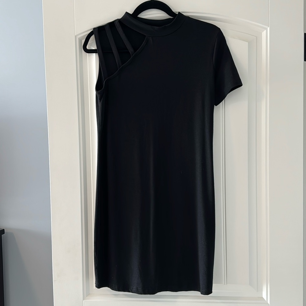 Little black dress 😊